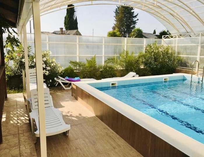 Гостиница Kristall / Кристалл Гечрипш