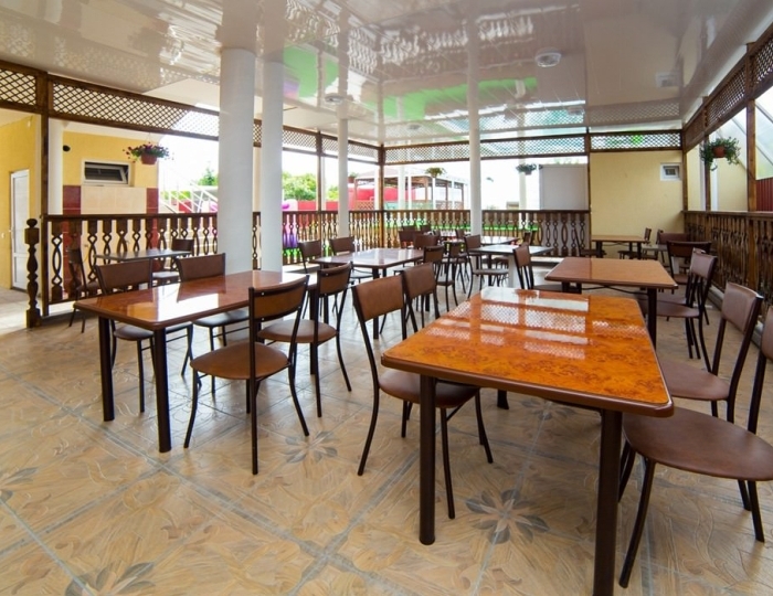 Рестораны и бары - Гостиница Kristall / Кристалл Гечрипш